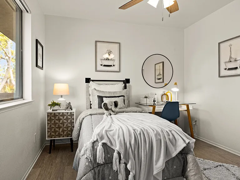 Plum Orchard Apartments — Photo 19