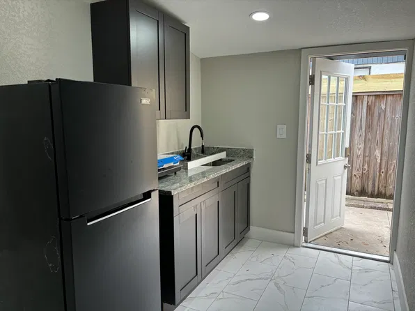 4509 W Idlewild Ave #2, Tampa, FL 33614