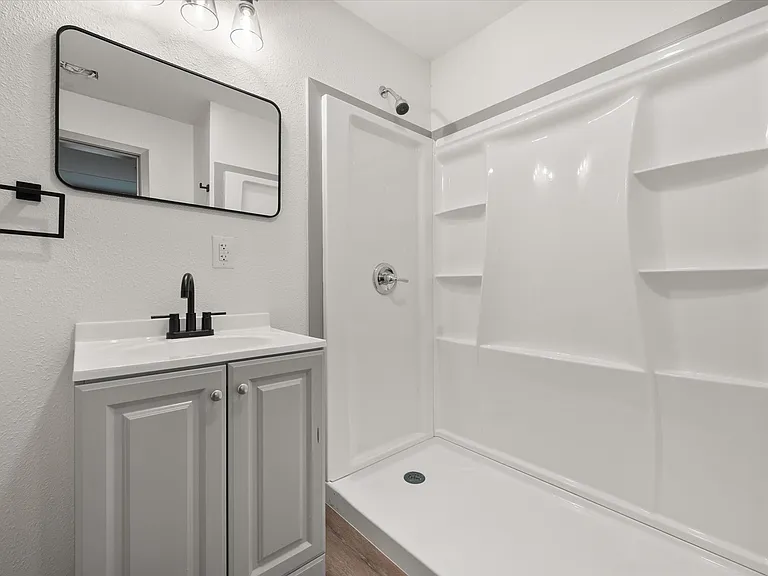2207 Prairie Ave — Photo 11