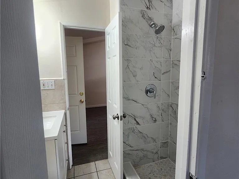 20340 Sherman Way — Photo 31
