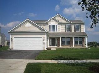 2568 Emerald Ln, Yorkville, IL 60560