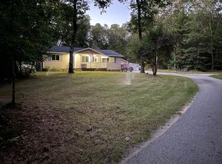 6104 Whitehall Rd, Whitehall, MI 49461