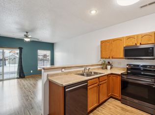 158 Primrose Ct, Iowa City, IA 52240