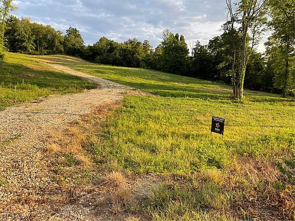 4th image of 19228 Leatherwood Rd