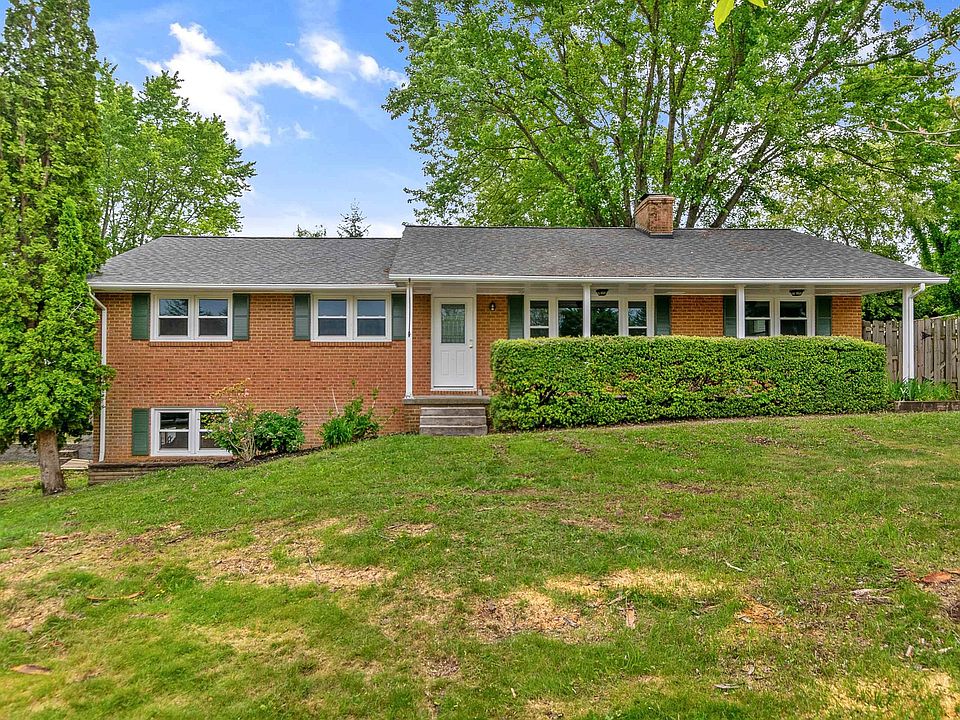 1st image of 595 Walters Dr