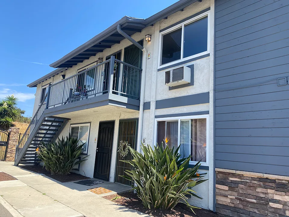 5040 A St #10