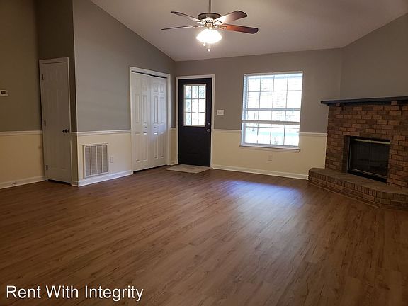 2nd image of 3972 Camino Real