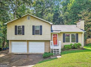 182 Hickory Trl, Dallas, GA 30132