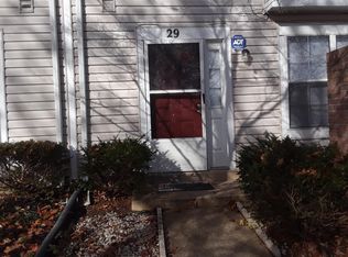 29 Crested Iris Ct, Gaithersburg, MD 20886