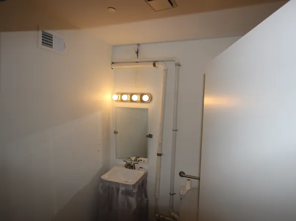 100 Grand Street image 4 of 7