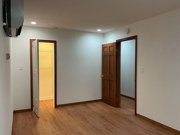 3rd image of 17200 Newhope St APT 325A