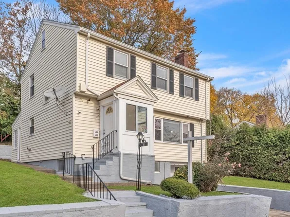 41 Driscoll Dr, Dorchester, MA 02124