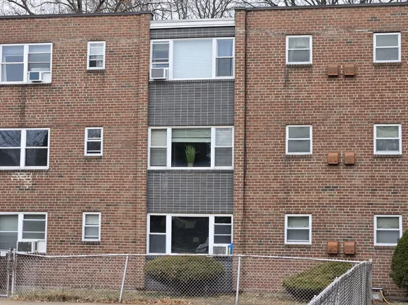 53 Wolcott Hill Road APT B21, Wethersfield, CT 06109