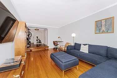 306 East Mosholu Parkway South, #1D