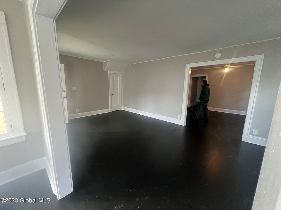 73 Pinewood Avenue, Albany, NY 12208 Zillow