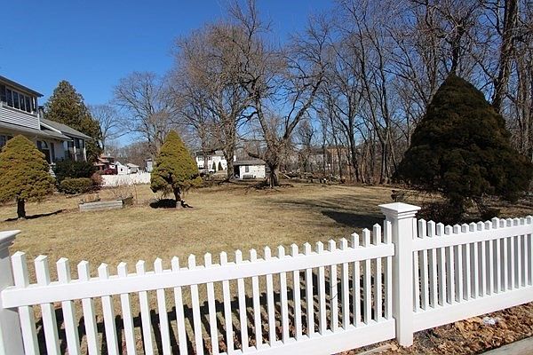 1st image of LOT Crawford St #B