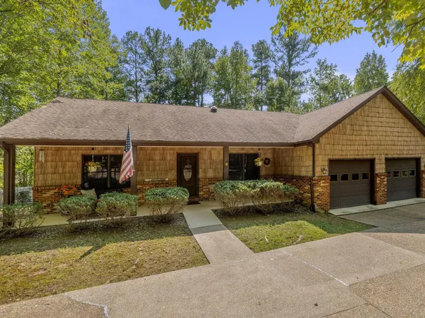 9 Barkley Ln, Palmyra, VA 22963