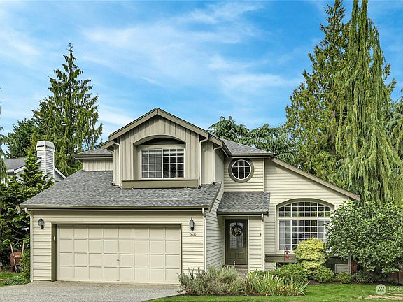 3rd image of 5610 73rd Drive NE