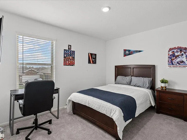 512 Maple Bend Ln — Photo 23