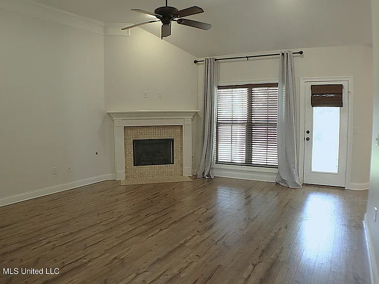 146 Tradition Pkwy — Photo 3