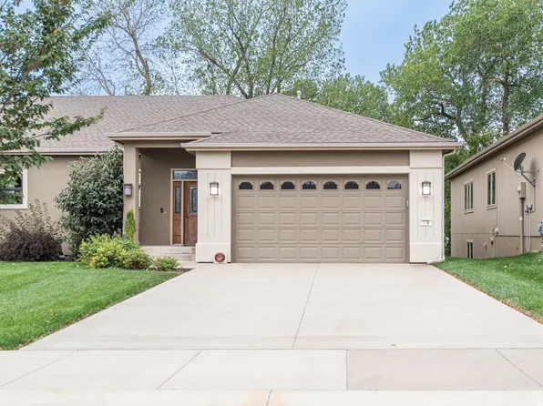 965 Coving Dr, Lawrence, KS 66049