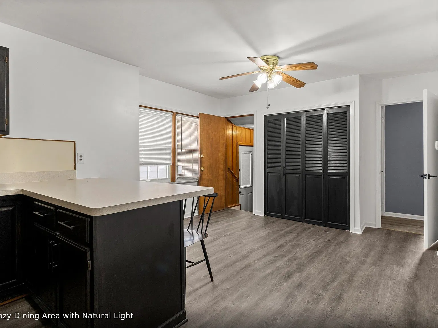 3 bed, 1434 sqft, $2,100 — Photo 3