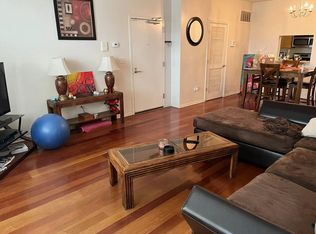 3548 S State St APT 302, Chicago, IL 60609