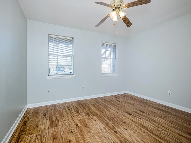 125 Magnolia Dr — Photo 29