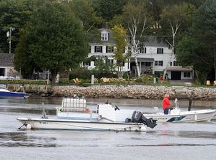 52 Ocean Ave, Kennebunkport, ME 04046