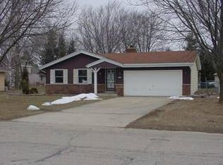3256 Graydon Ave, East Troy, WI 53120