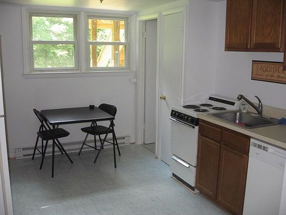 Downstairs 2nd Kitchen