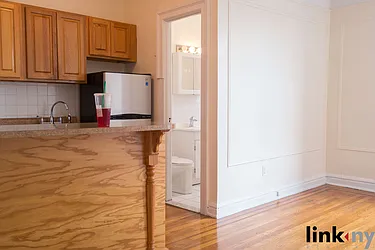 Rented by Link NY Realty