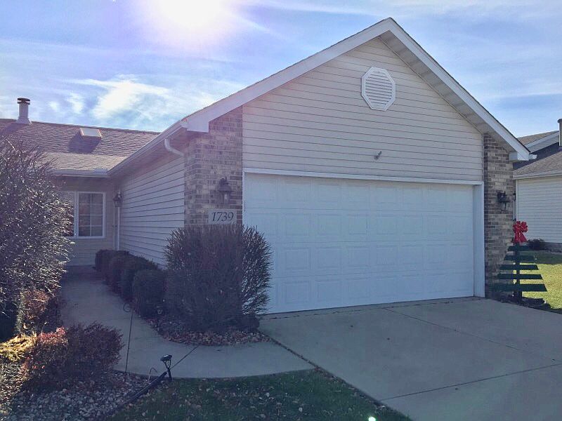 1st image of 1739 Dogwood Dr