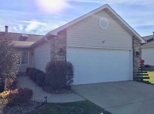1739 Dogwood Dr, Crown Point, IN 46307