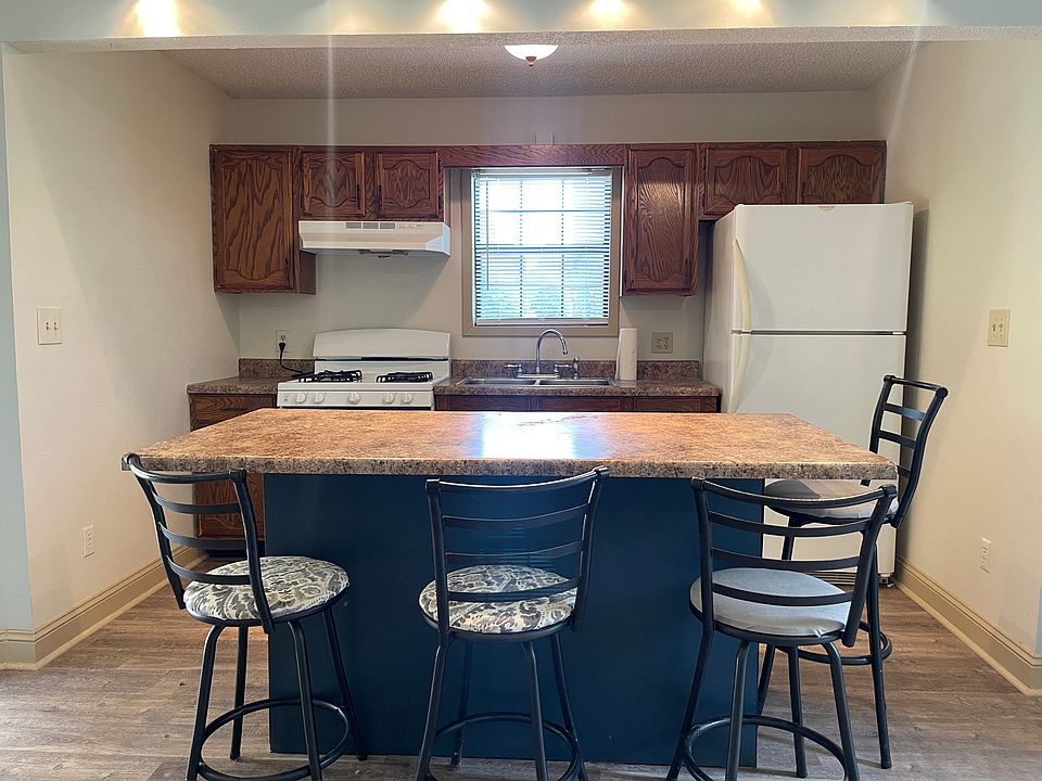 2nd image of 4258 Mount Olivet Rd