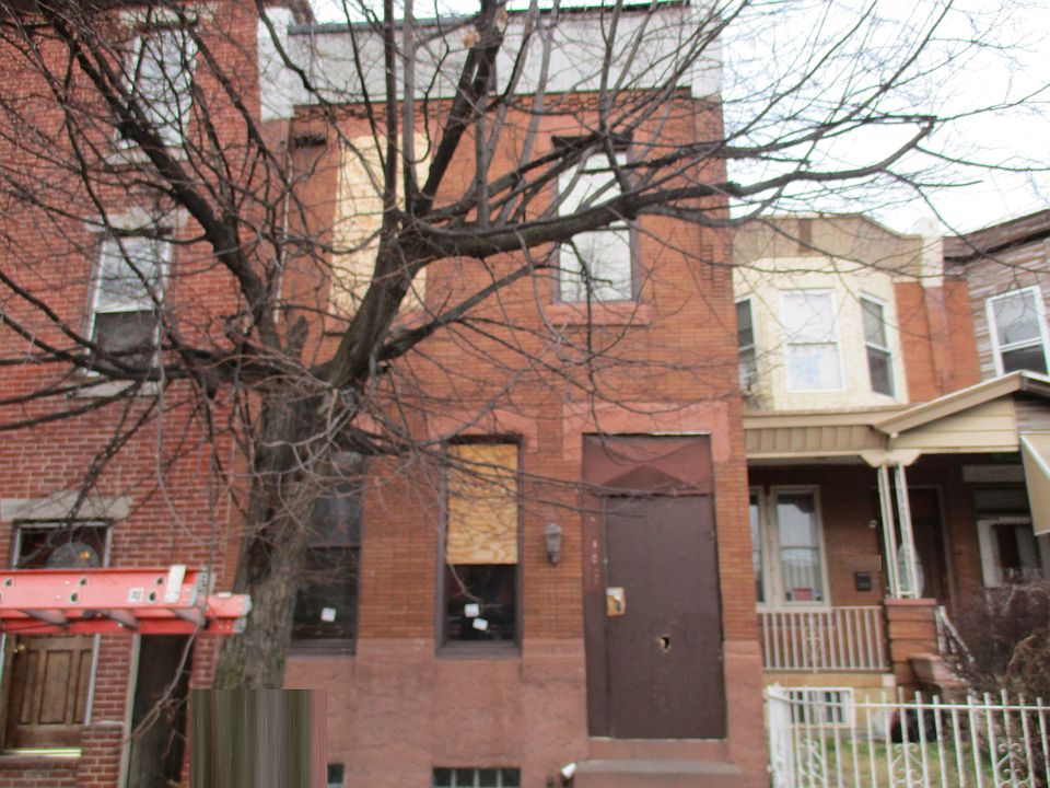 1st image of 1827 E Cambria St