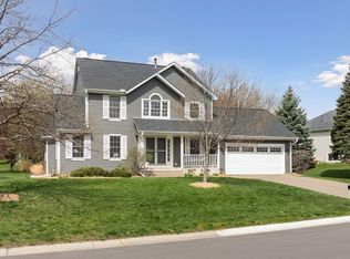 6350 Teton Ln, Chanhassen, MN 55317