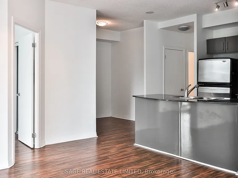 16 Yonge St #2711 — Photo 29