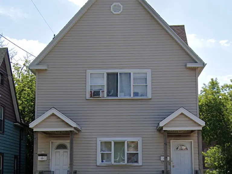 519-521 W Keefe Ave. (Duplex) — Photo 1