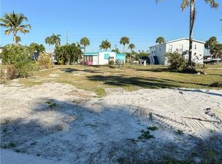 11300 Azalea Ln, Fort Myers Beach, FL 33931