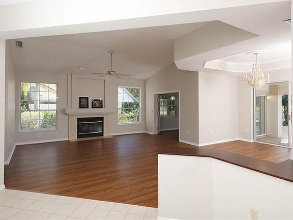 5th image of 4489 Highland Oaks Cir