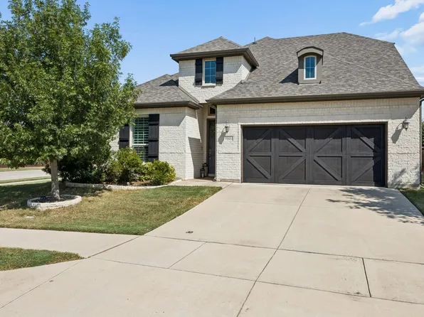 9801 Trailmap Dr, Crowley, TX 76036