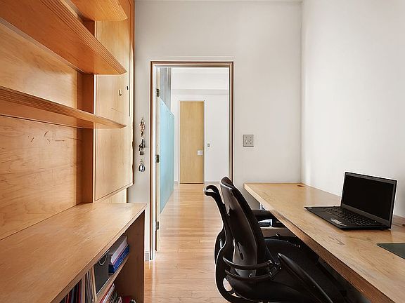 5th image of 3 Hanover Sq #14EF