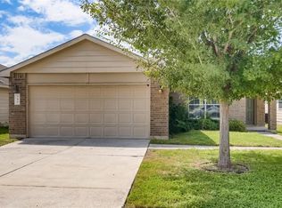 180 Nandina Dr, Buda, TX 78610
