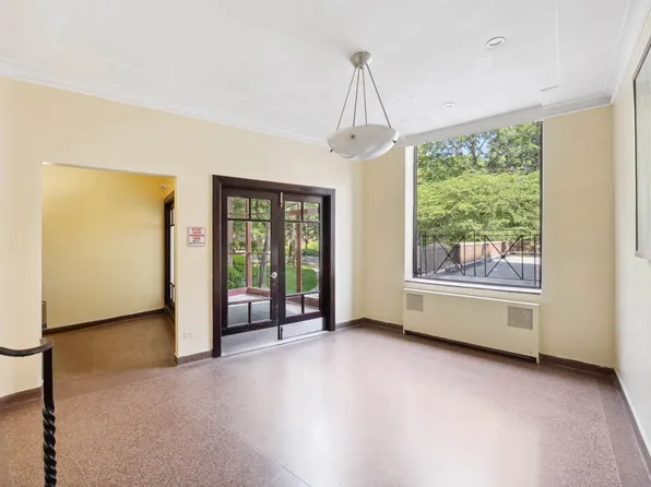 150-20 71st Avenue image 2 of 22