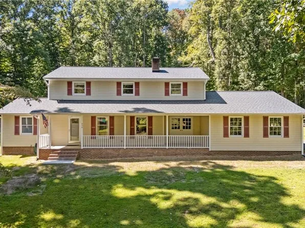 456 Alvis Ln, Winston Salem, NC 27107