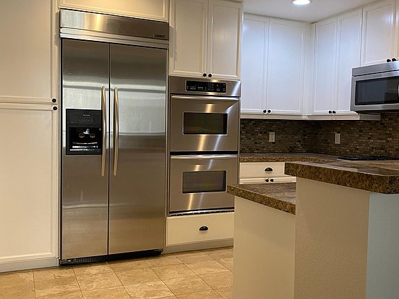 4th image of 5625 Crescent Park W APT 330