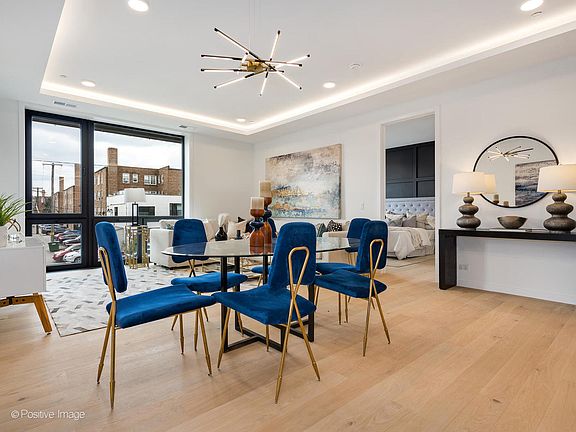 3rd image of 2354 W Farragut Ave #Penthouse 403