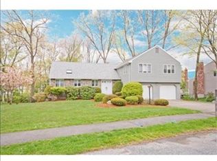 29 Canavan Cir, Needham, MA 02492