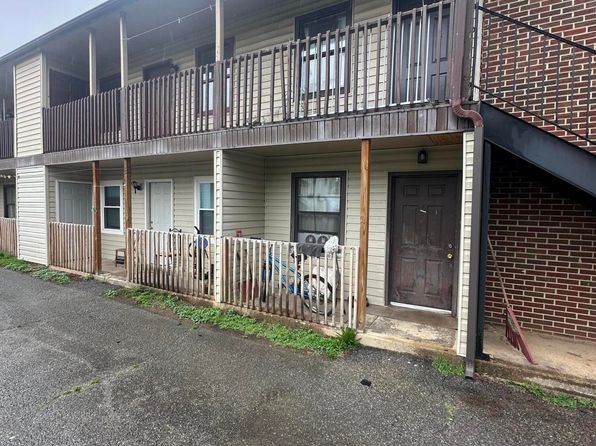 1607 Wayne St NE, Roanoke, VA 24012